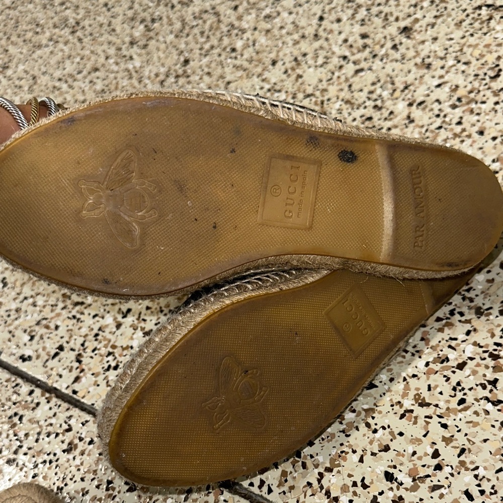 Gucci Black Quilted Leather Espadrille Slides with Gold Emblem - Picture 2 of 5
